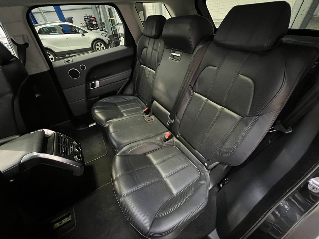 Used Land Rover Range Rover Sport 2015 for sale - 76366341: Photo 31