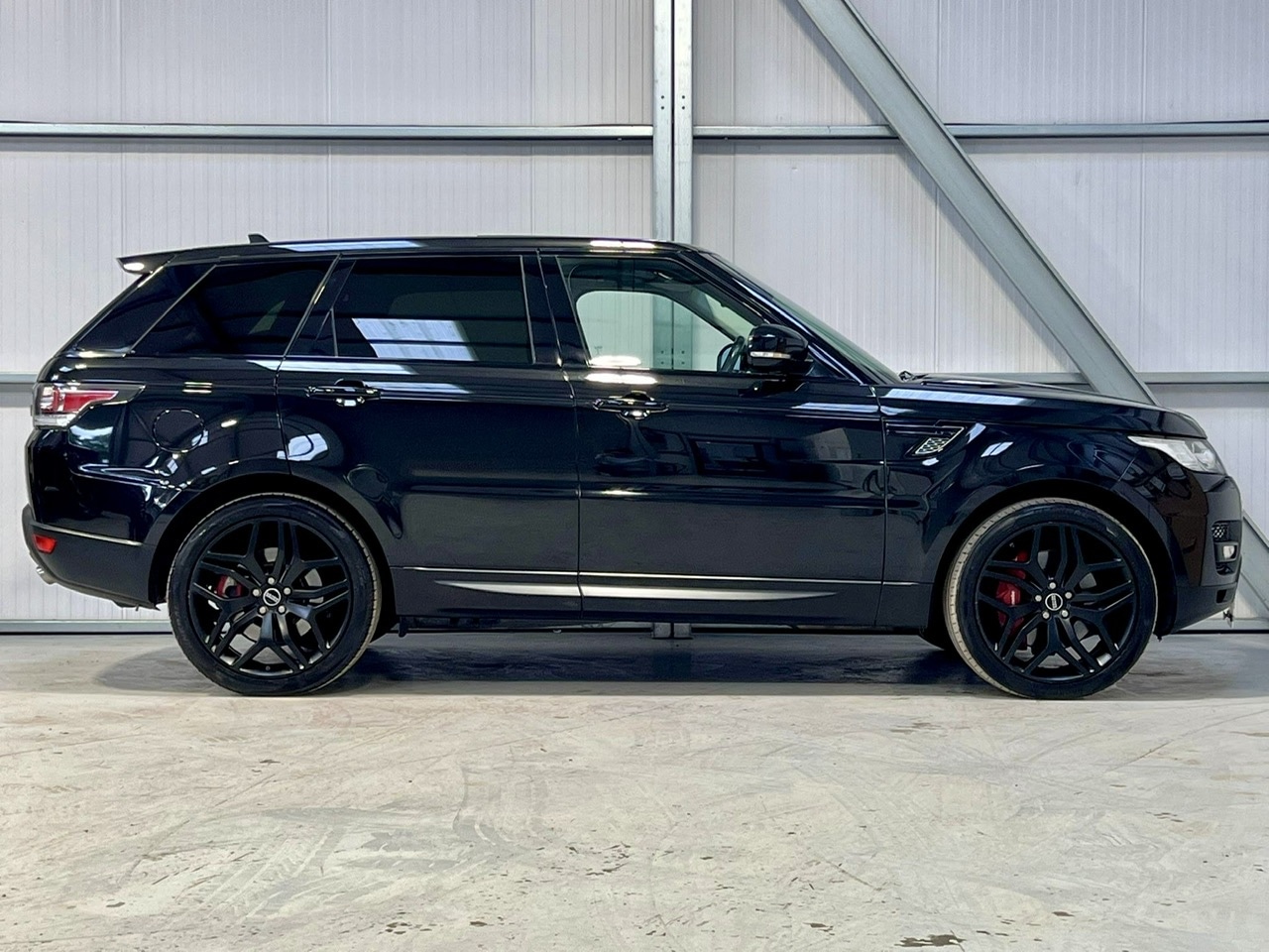Used Land Rover Range Rover Sport 2015 for sale - 76366341: Photo 4