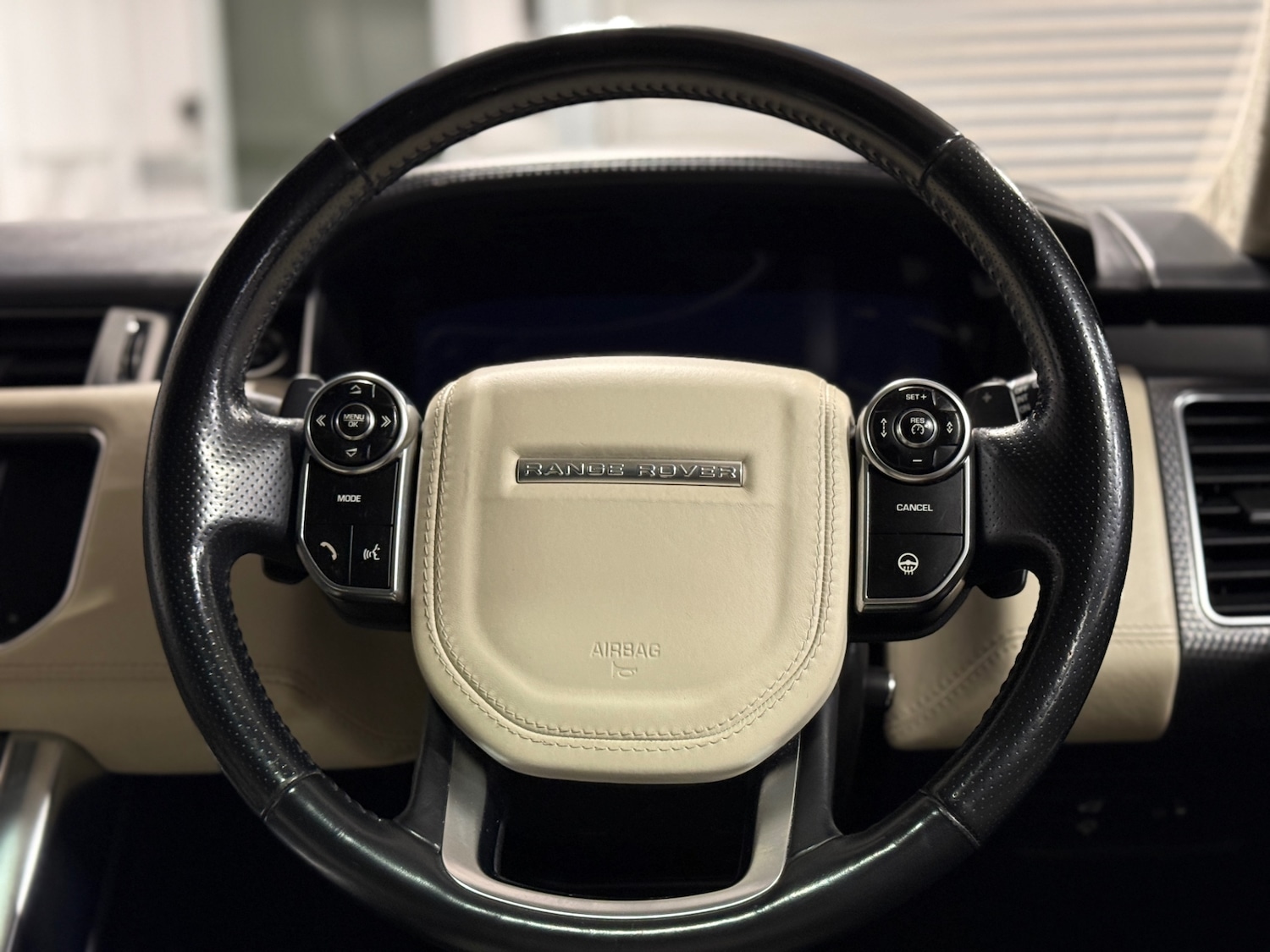 Used Land Rover Range Rover Sport 2014 for sale - 77148540: Photo 15