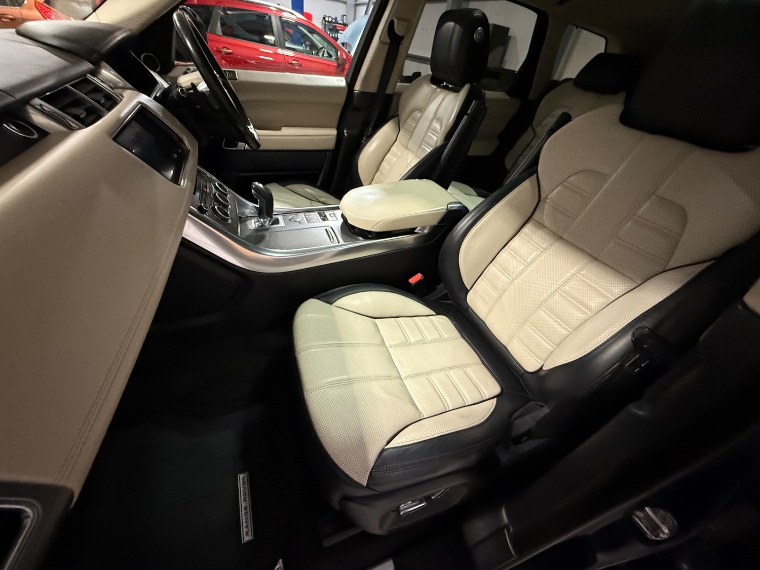 Used Land Rover Range Rover Sport 2014 for sale - 77148540: Photo 24