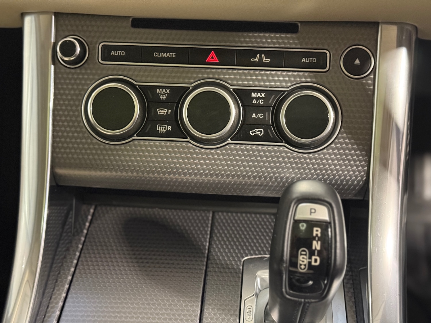 Used Land Rover Range Rover Sport 2014 for sale - 77148540: Photo 9