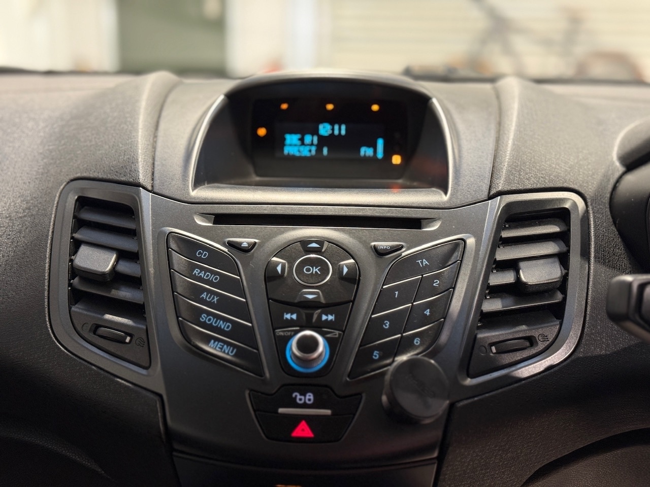 Used Ford Fiesta 2015 for sale - 76908272: Photo 12