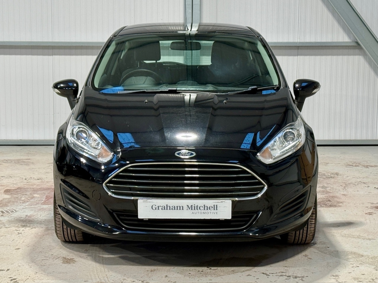 Used Ford Fiesta 2015 for sale - 76908272: Photo 2
