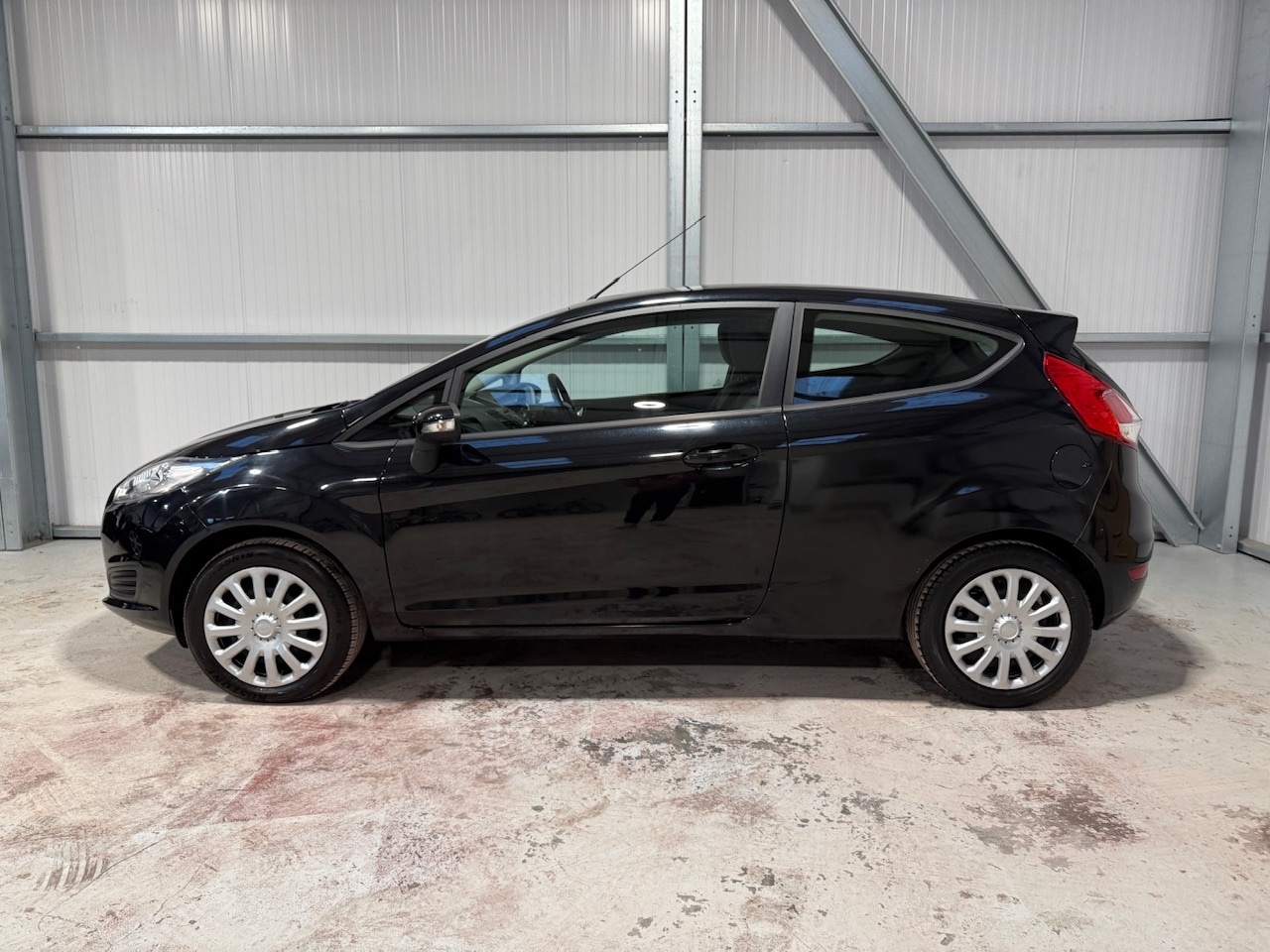 Used Ford Fiesta 2015 for sale - 76908272: Photo 40