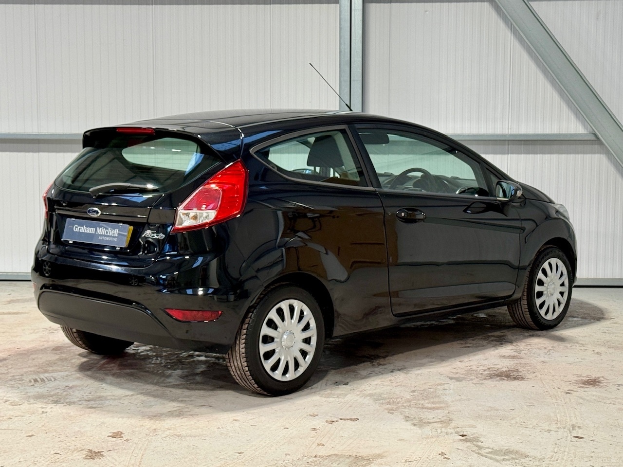 Used Ford Fiesta 2015 for sale - 76908272: Photo 5