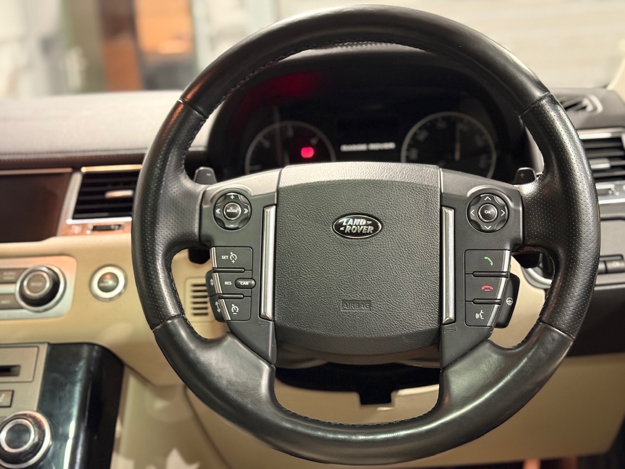 Used Land Rover Range Rover Sport 2010 for sale - 77297973: Photo 16