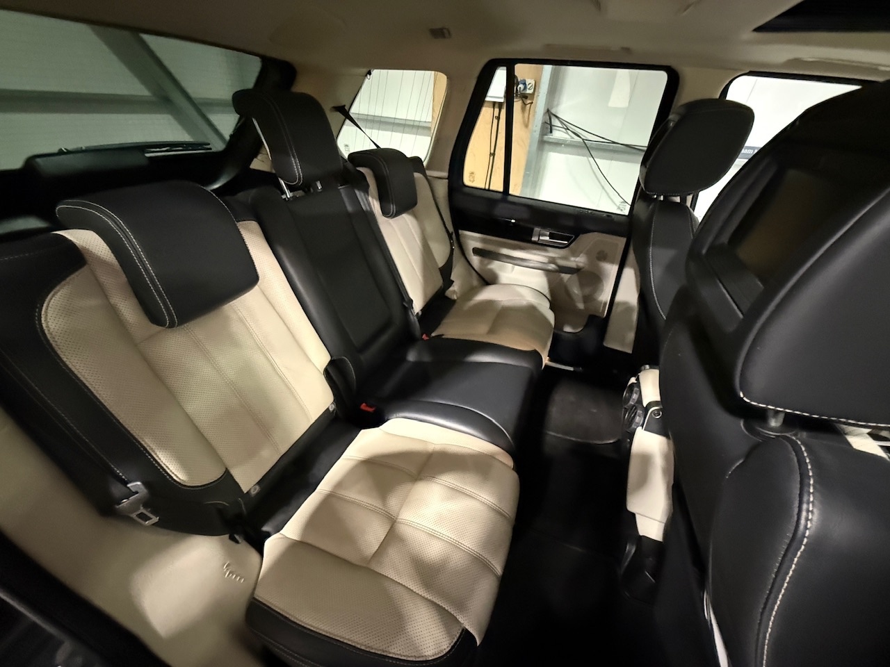 Used Land Rover Range Rover Sport 2010 for sale - 77297973: Photo 29