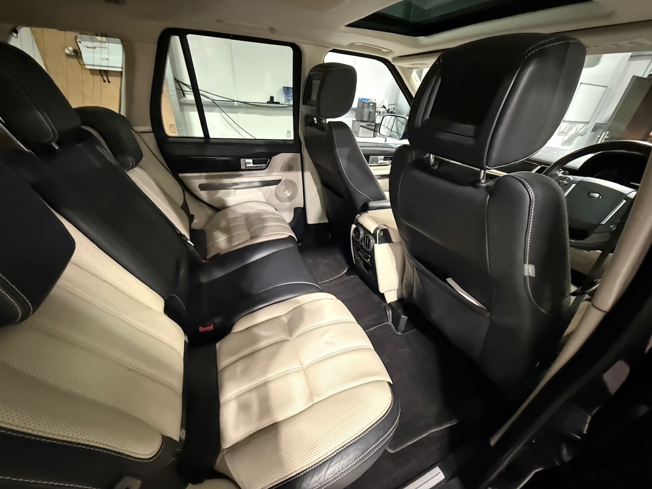 Used Land Rover Range Rover Sport 2010 for sale - 77297973: Photo 30