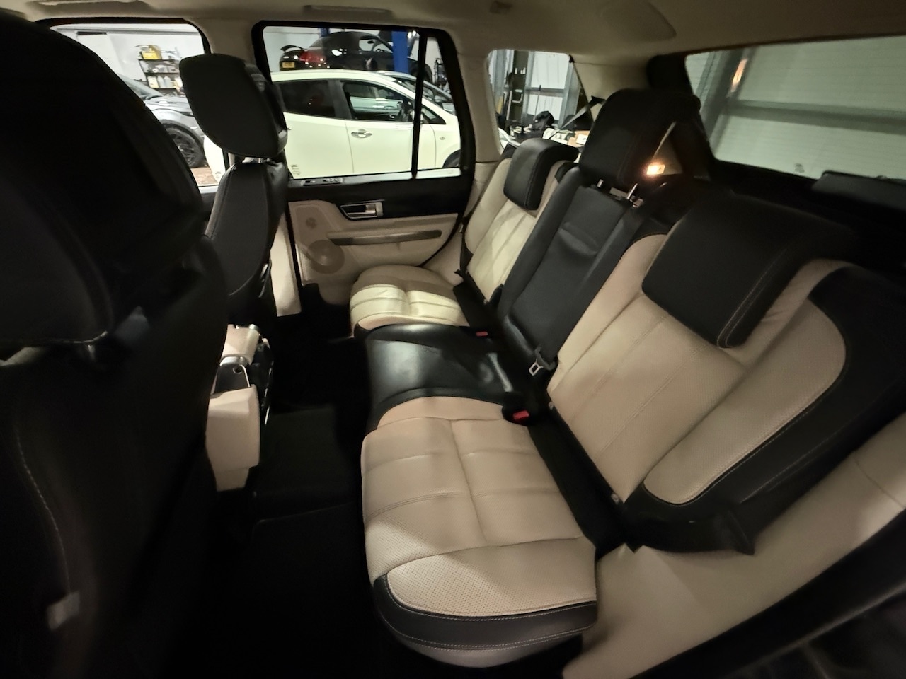 Used Land Rover Range Rover Sport 2010 for sale - 77297973: Photo 35