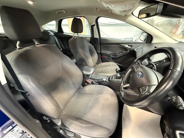 Used Ford Focus 2015 for sale - 76320469: Photo 18