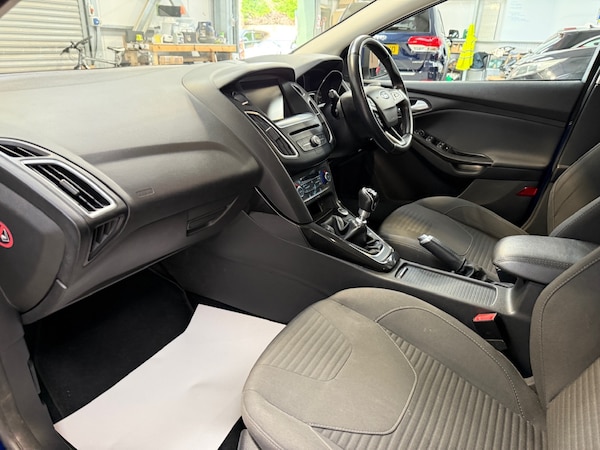 Used Ford Focus 2015 for sale - 76320469: Photo 23