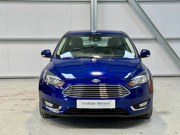 Used Ford Focus 2015 for sale - 76320469: Photo 2