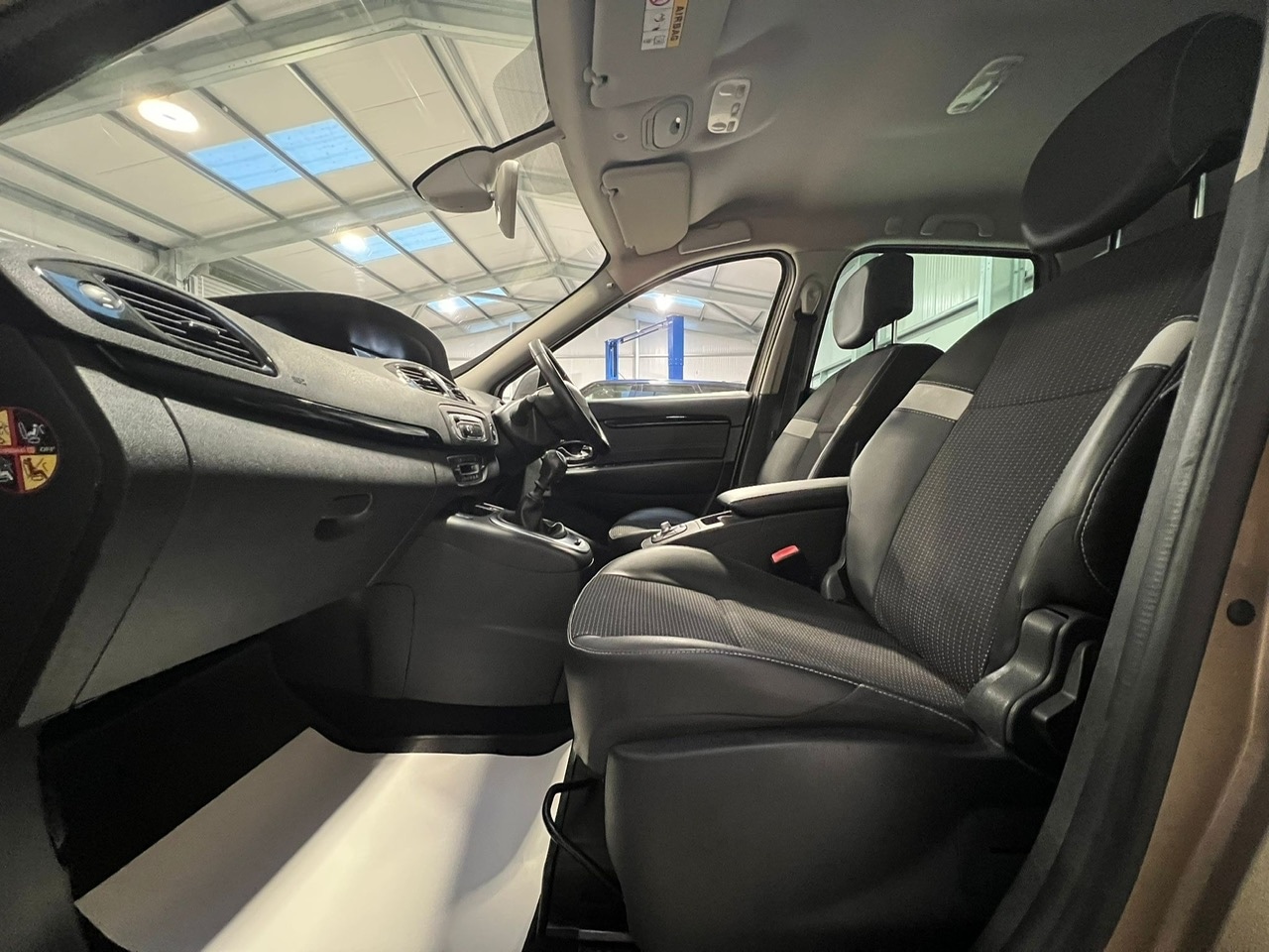 Used Renault Scenic 2015 for sale - 76673126: Photo 18