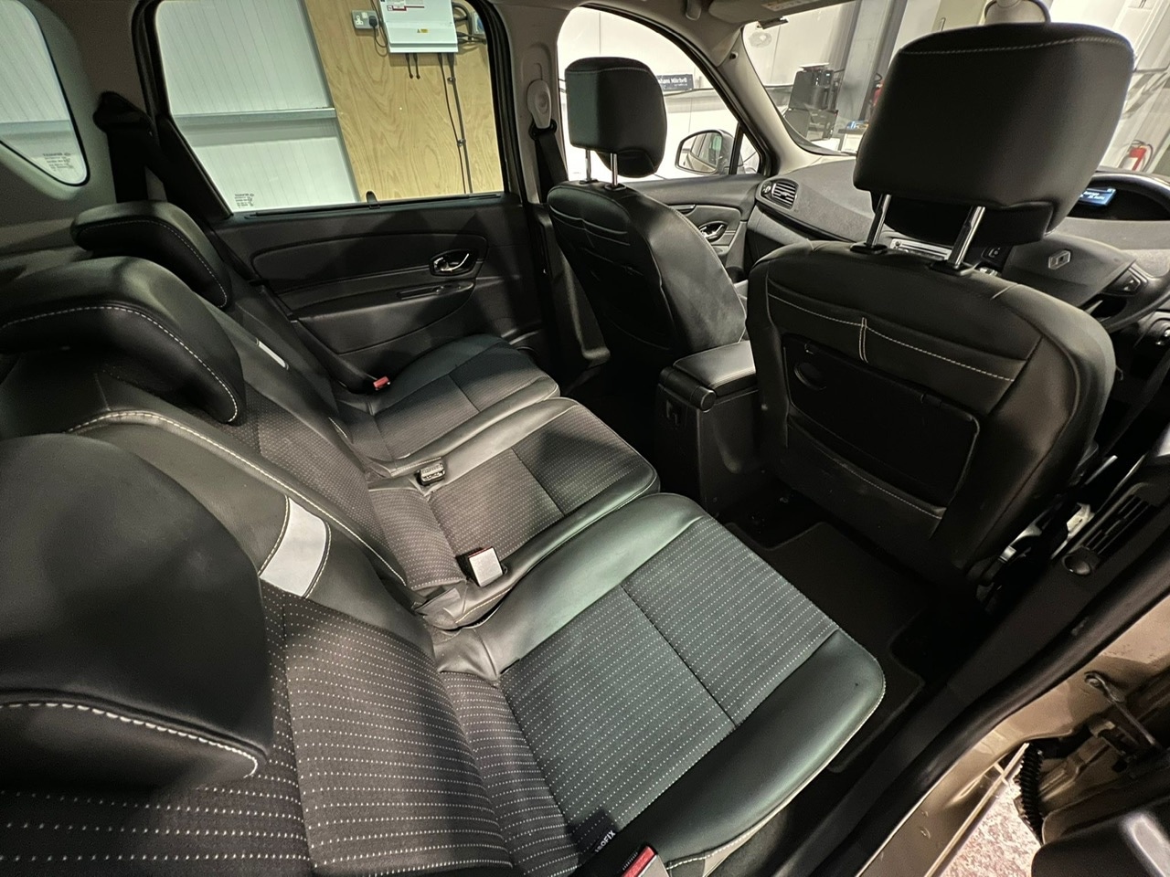 Used Renault Scenic 2015 for sale - 76673126: Photo 22