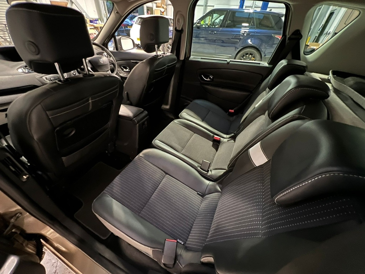 Used Renault Scenic 2015 for sale - 76673126: Photo 26