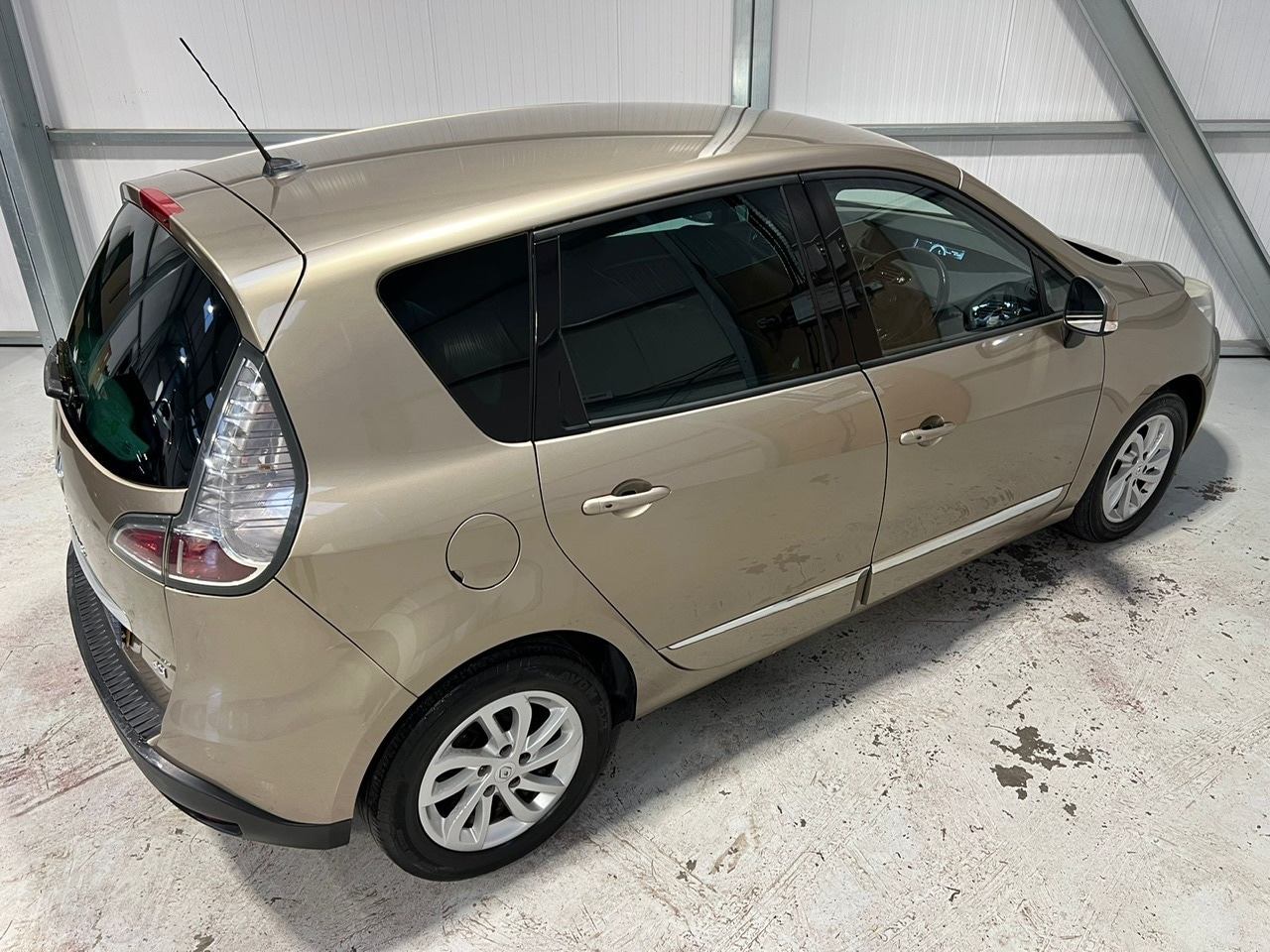 Used Renault Scenic 2015 for sale - 76673126: Photo 36