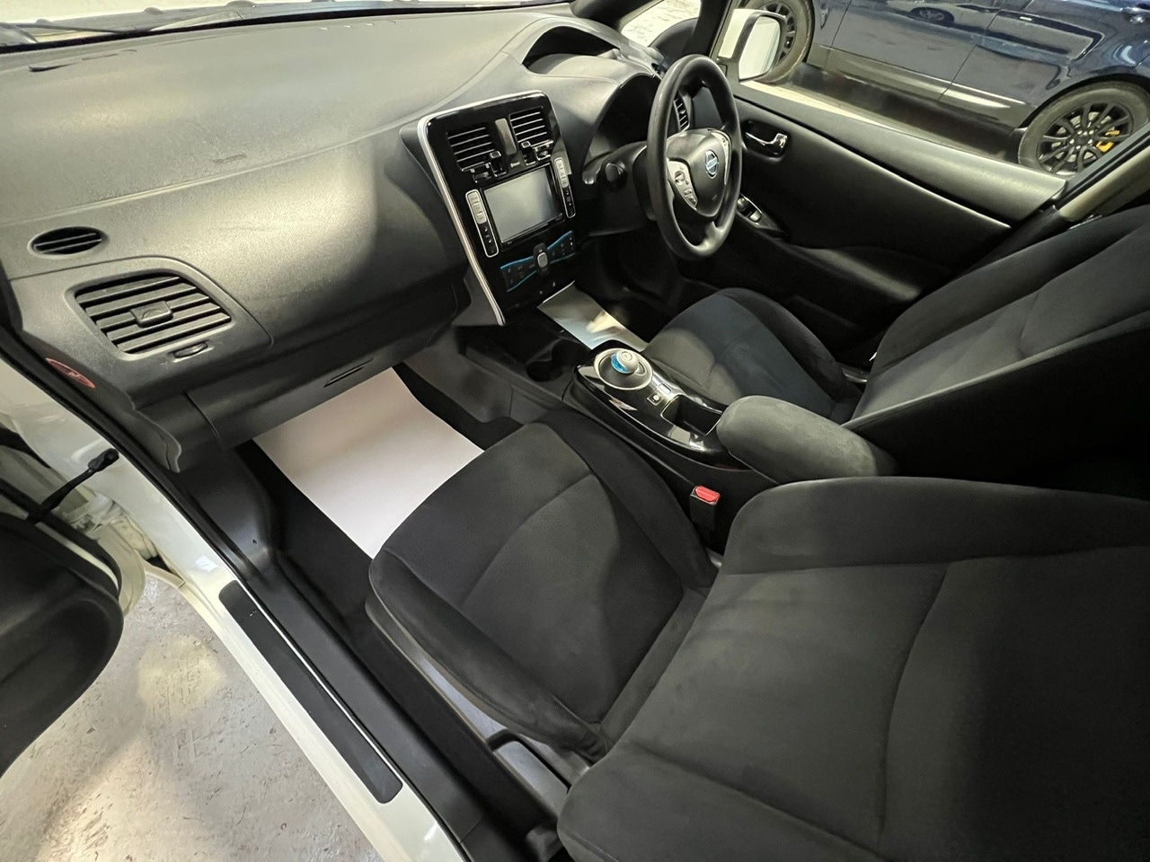 Used Nissan Leaf 2014 for sale - 76682112: Photo 21