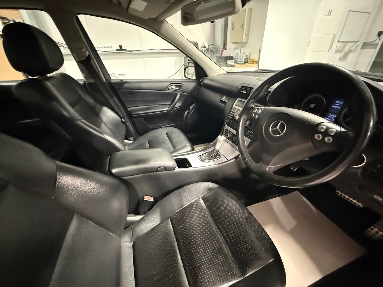 Used Mercedes-Benz C Class 2006 for sale - 76905099: Photo 17