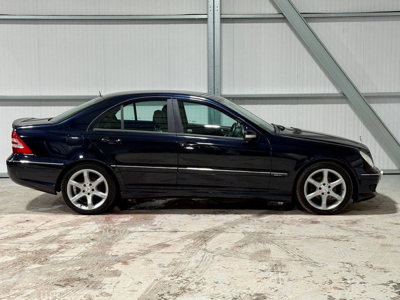 Used Mercedes-Benz C Class 2006 for sale - 76905099: Photo 4