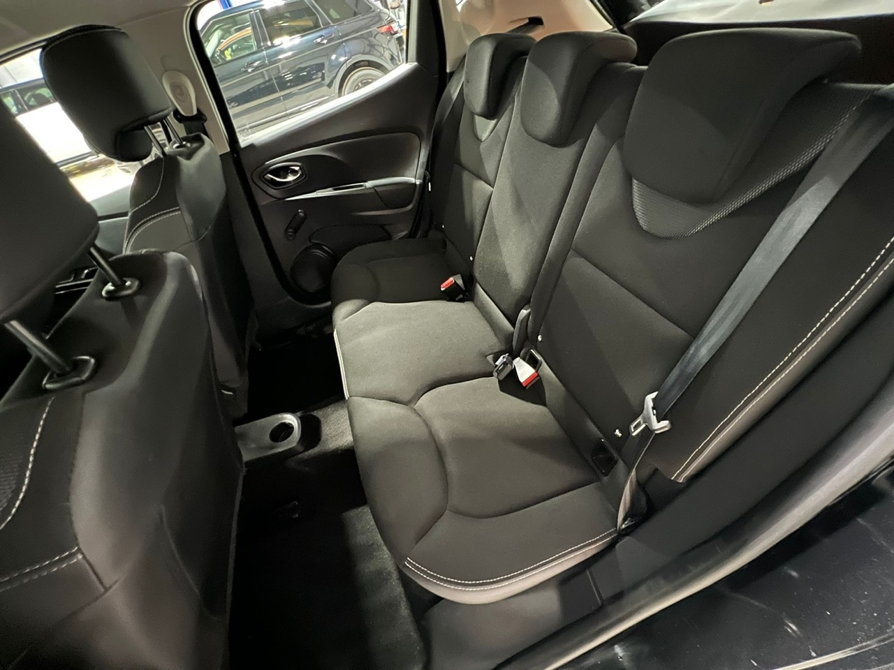 Used Renault Clio 2014 for sale - 76699147: Photo 28