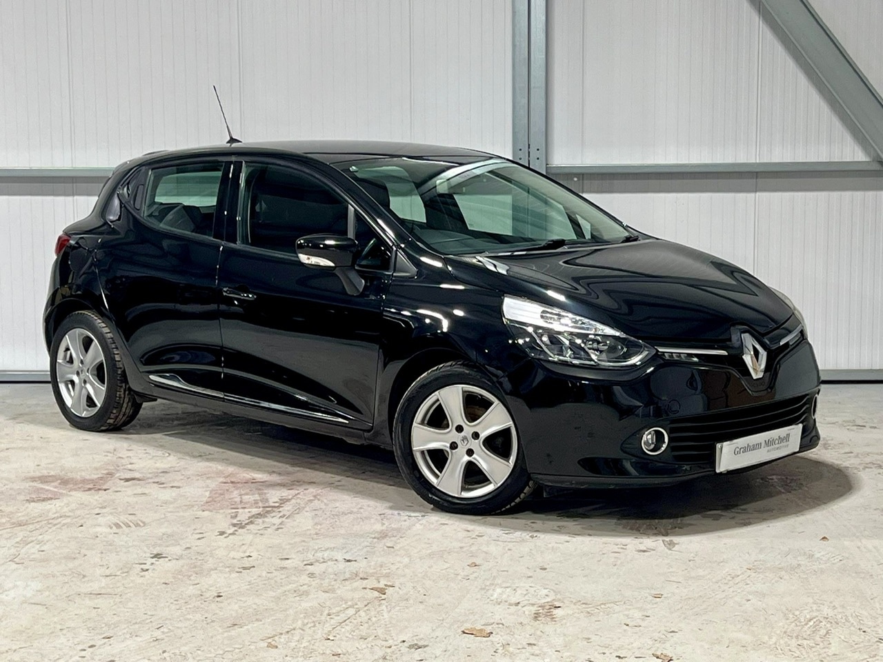 Used Renault Clio 2014 for sale - 76699147: Photo 3