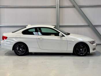 Used BMW 3 Series 2011 for sale - 74308800: Photo