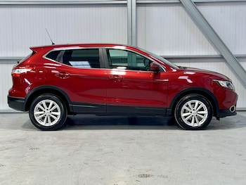 Used Nissan Qashqai 2014 for sale - 75728027: Photo