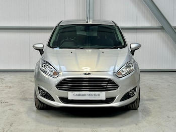 Used Ford Fiesta 2016 for sale - 75823103: Photo