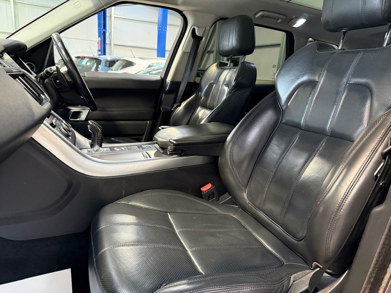 Used Land Rover Range Rover Sport 2016 for sale - 76353408: Photo 23