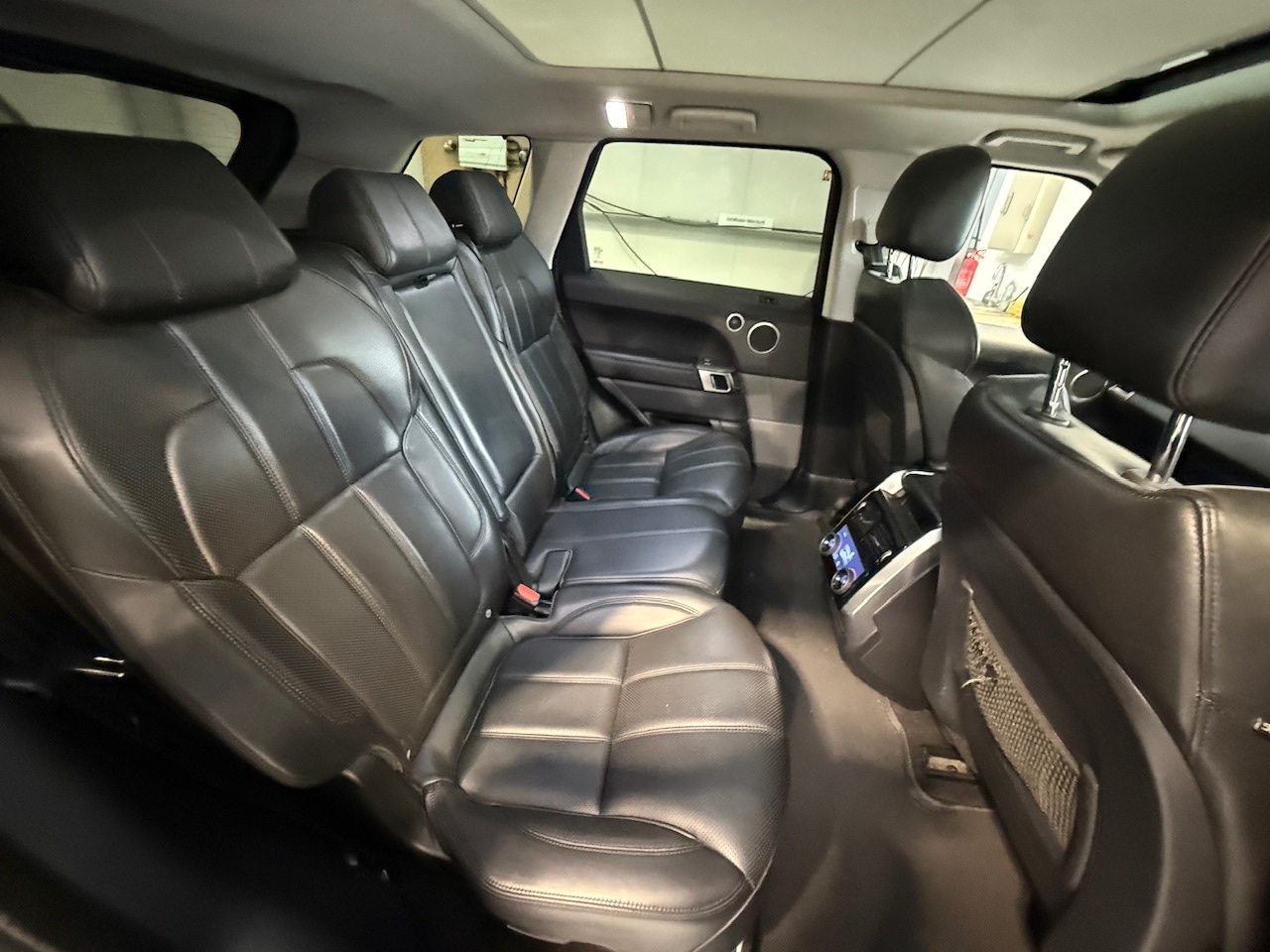 Used Land Rover Range Rover Sport 2016 for sale - 76353408: Photo 29