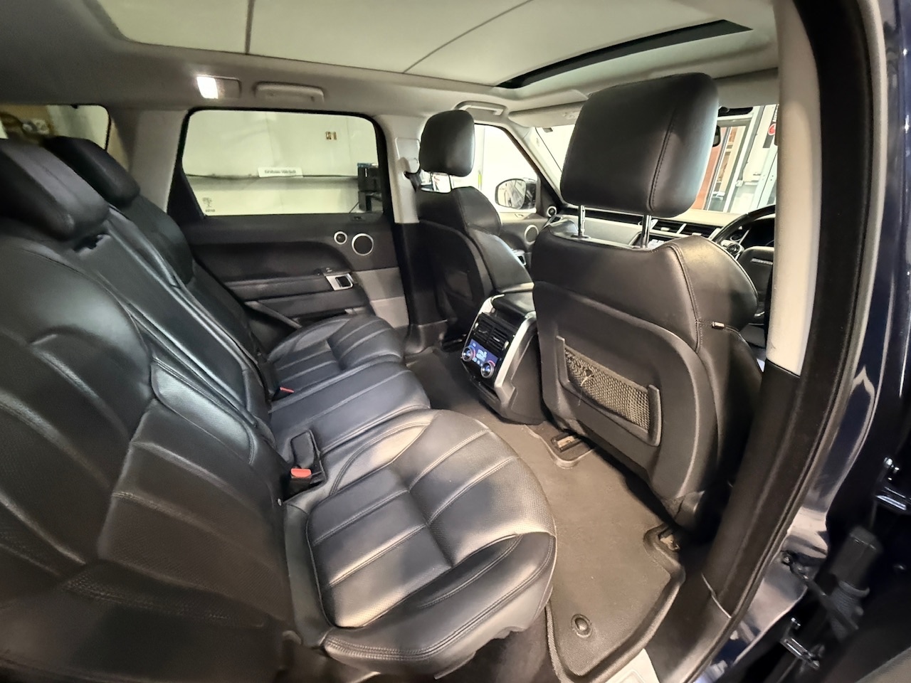 Used Land Rover Range Rover Sport 2016 for sale - 76353408: Photo 30