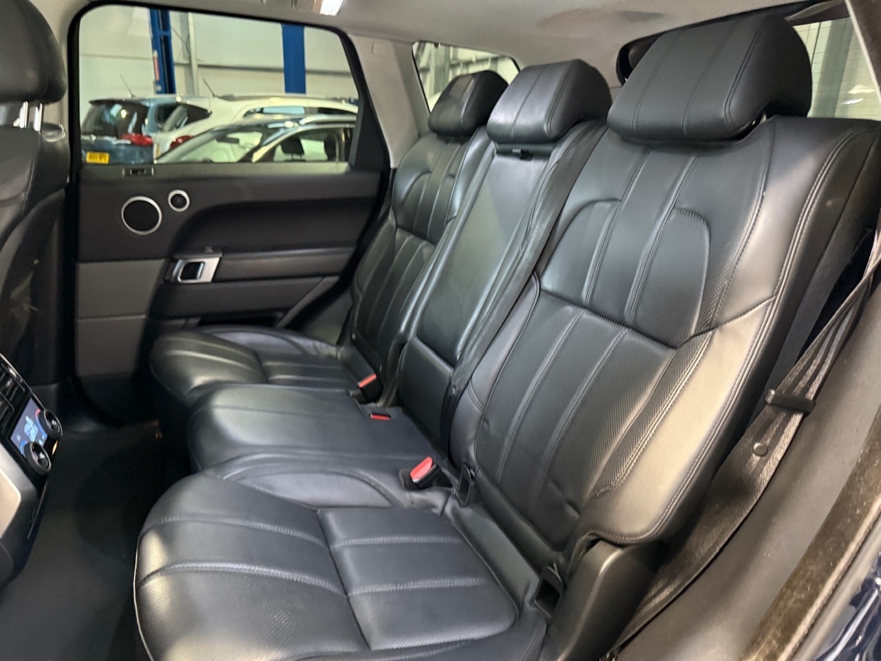 Used Land Rover Range Rover Sport 2016 for sale - 76353408: Photo 33