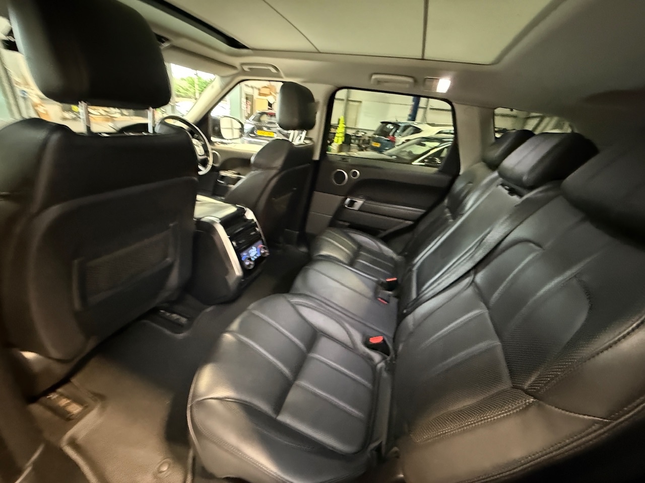 Used Land Rover Range Rover Sport 2016 for sale - 76353408: Photo 35
