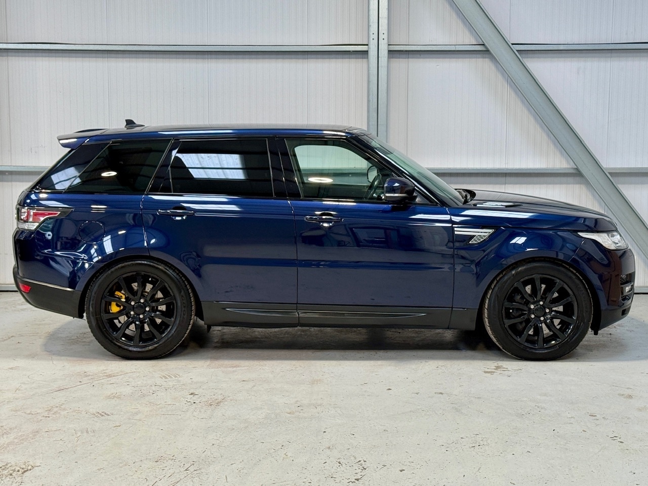 Used Land Rover Range Rover Sport 2016 for sale - 76353408: Photo 4