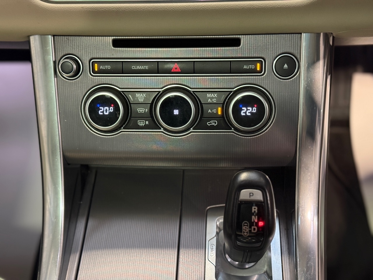 Used Land Rover Range Rover Sport 2017 for sale - 77365352: Photo 14