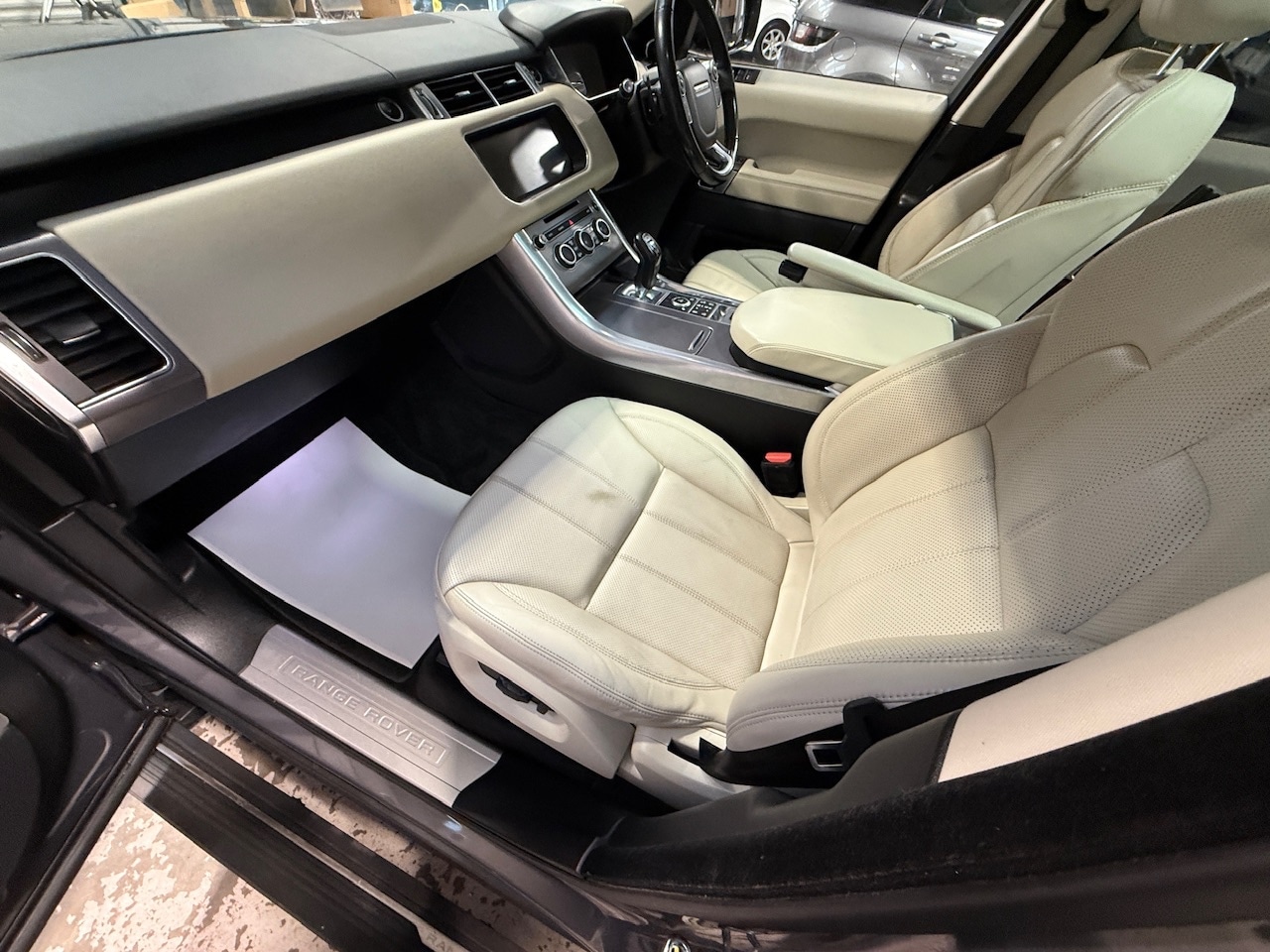 Used Land Rover Range Rover Sport 2017 for sale - 77365352: Photo 27