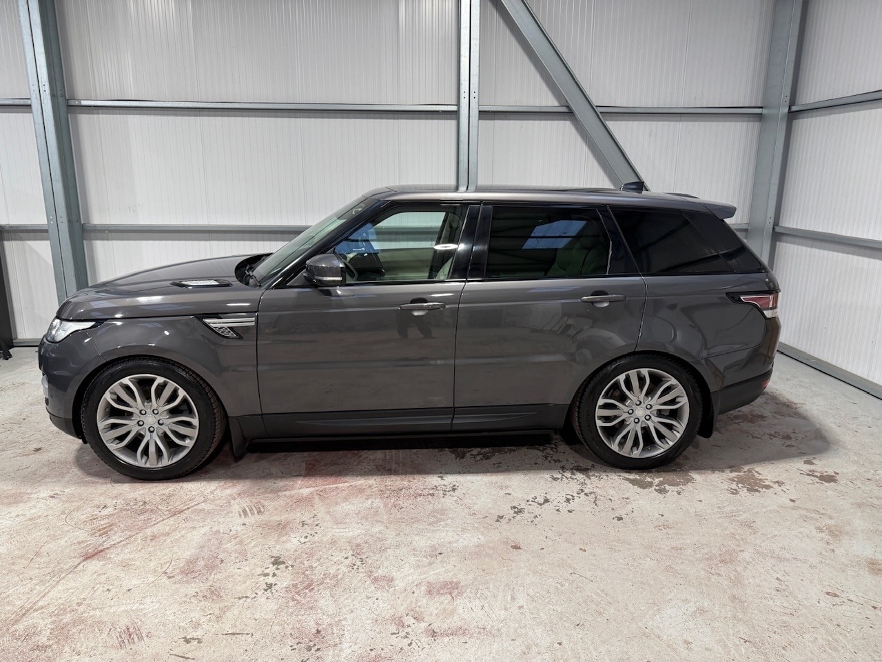 Used Land Rover Range Rover Sport 2017 for sale - 77365352: Photo 52