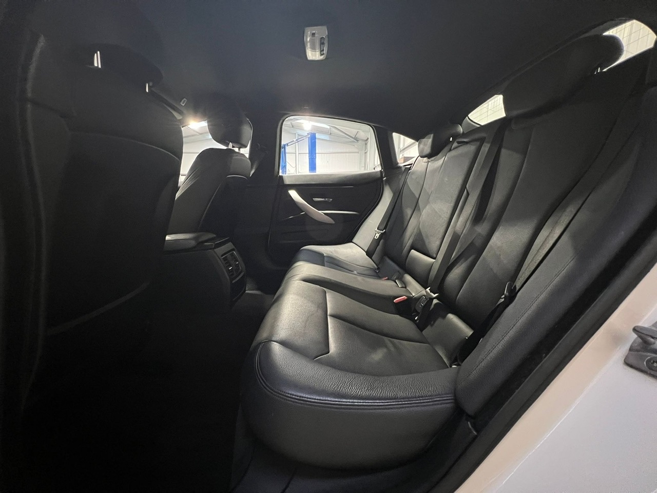 Used BMW 4 Series 2017 for sale - 76847337: Photo 29