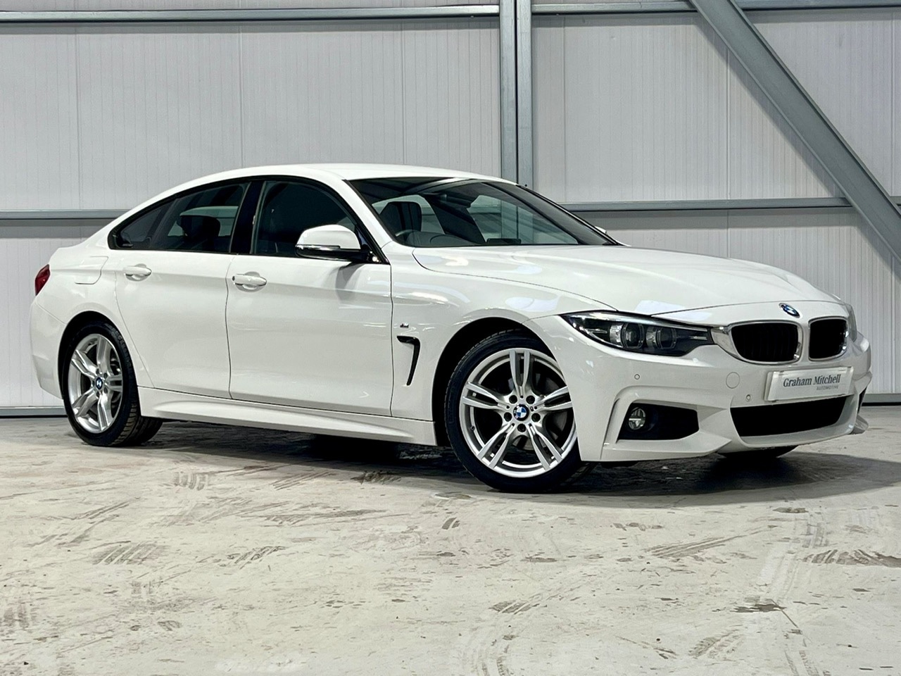 Used BMW 4 Series 2017 for sale - 76847337: Photo 3