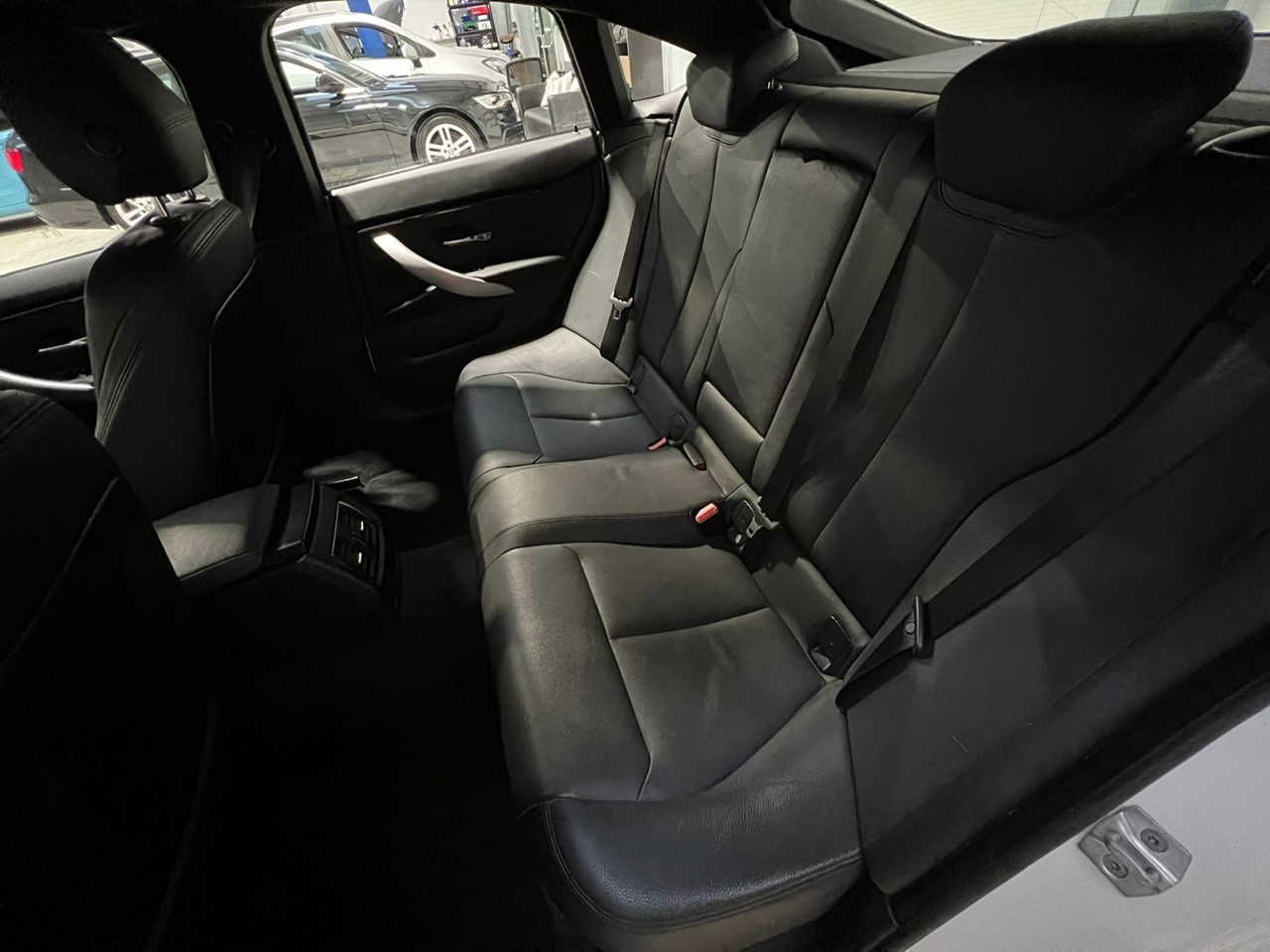 Used BMW 4 Series 2017 for sale - 76847337: Photo 31