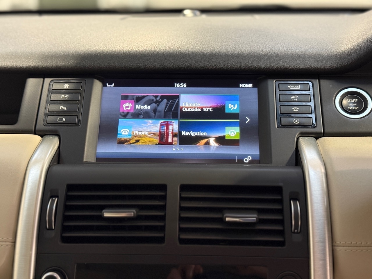 Used Land Rover Discovery Sport 2019 for sale - 77962379: Photo 12