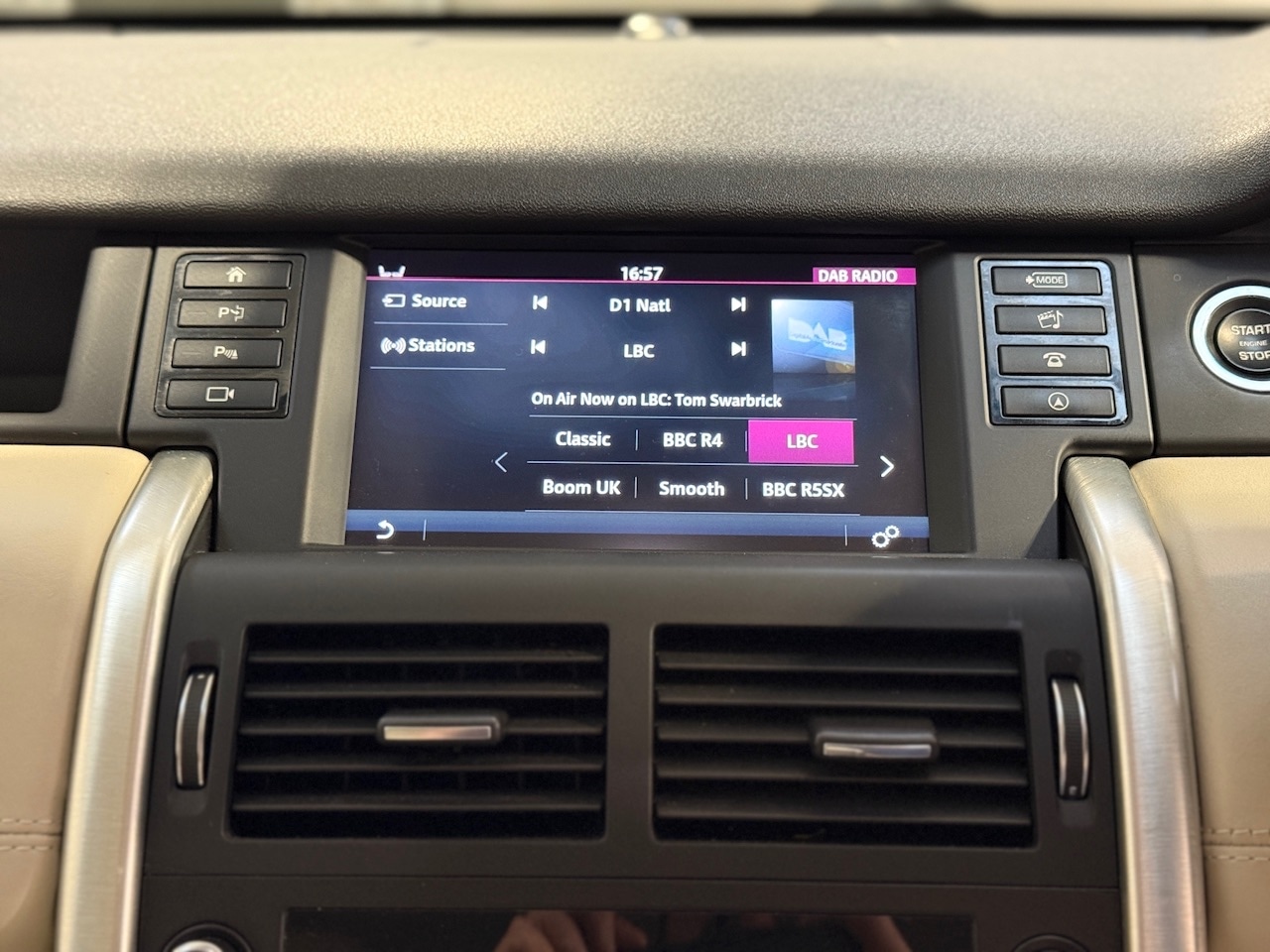 Used Land Rover Discovery Sport 2019 for sale - 77962379: Photo 13