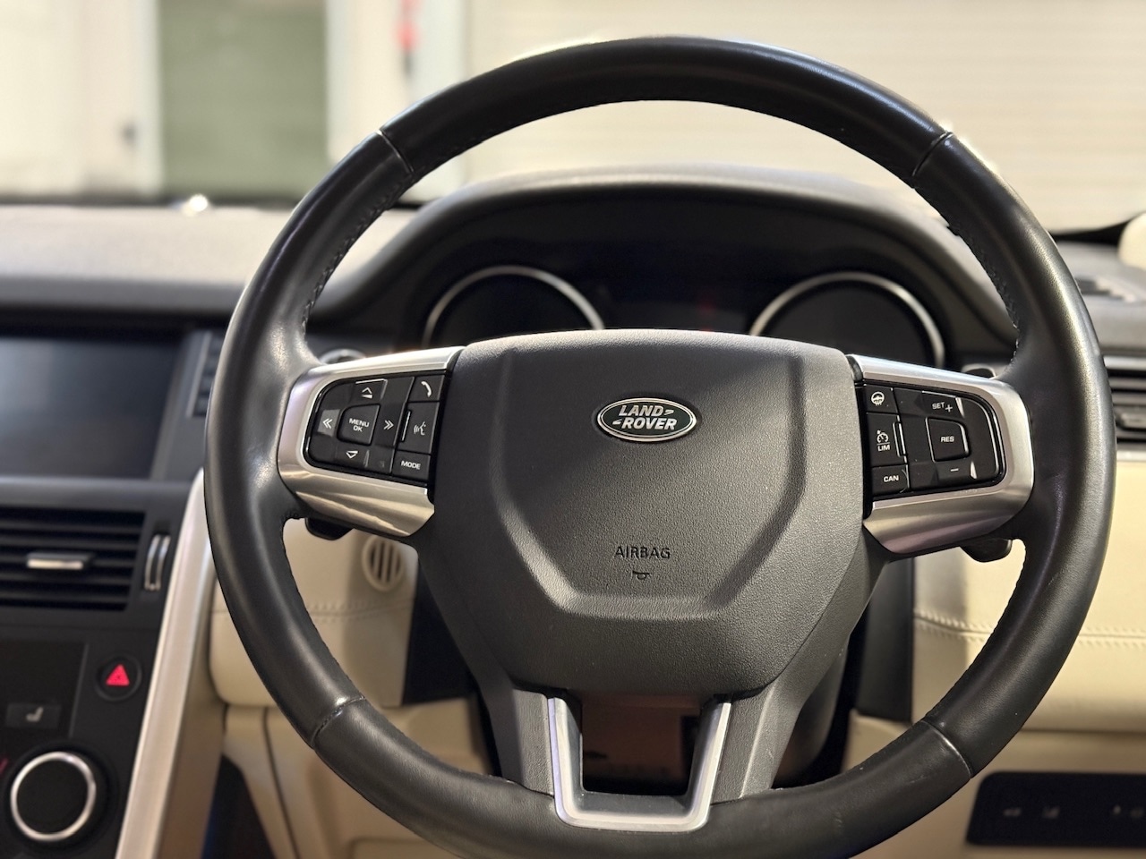 Used Land Rover Discovery Sport 2019 for sale - 77962379: Photo 17