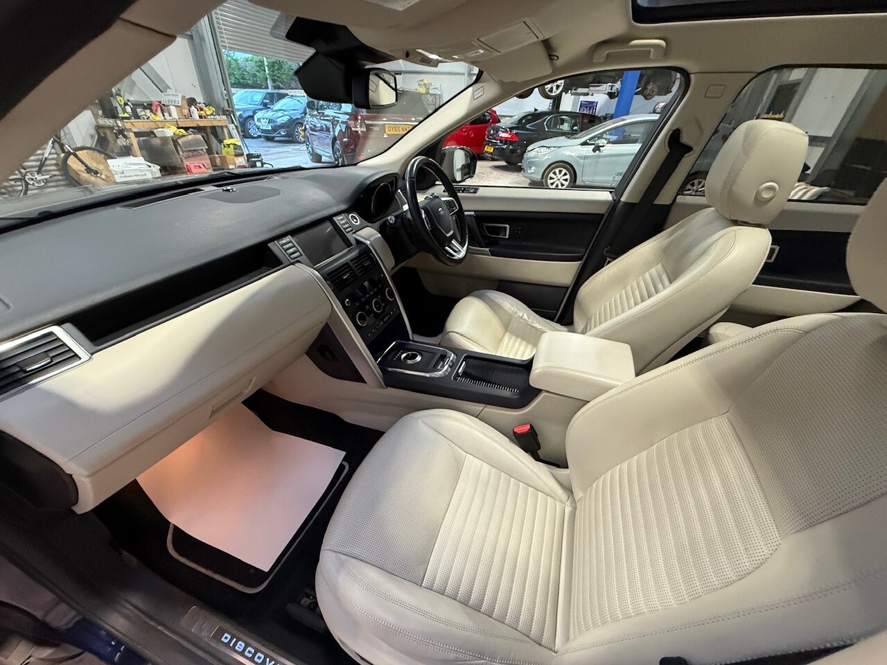 Used Land Rover Discovery Sport 2019 for sale - 77962379: Photo 27