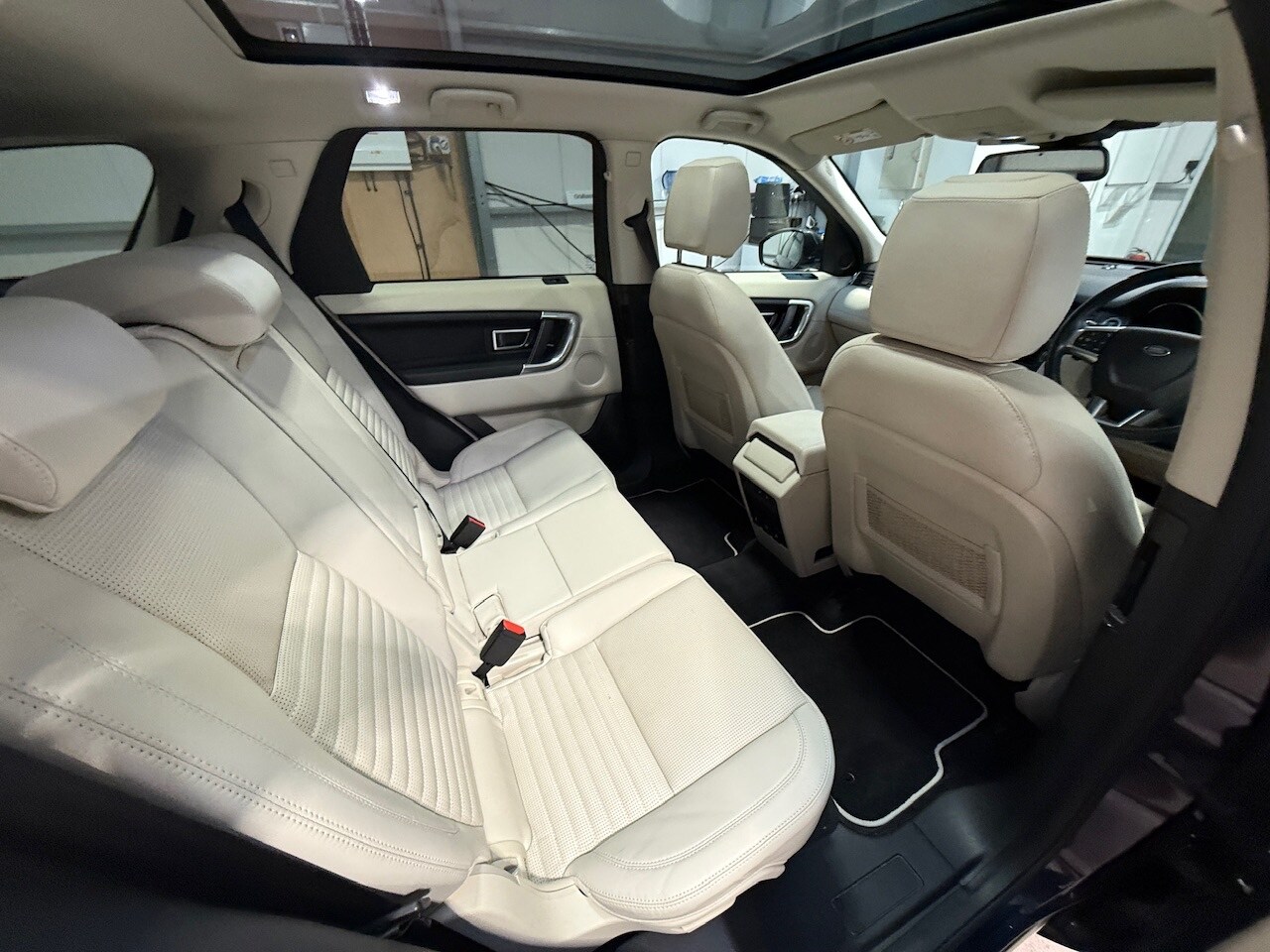 Used Land Rover Discovery Sport 2019 for sale - 77962379: Photo 31