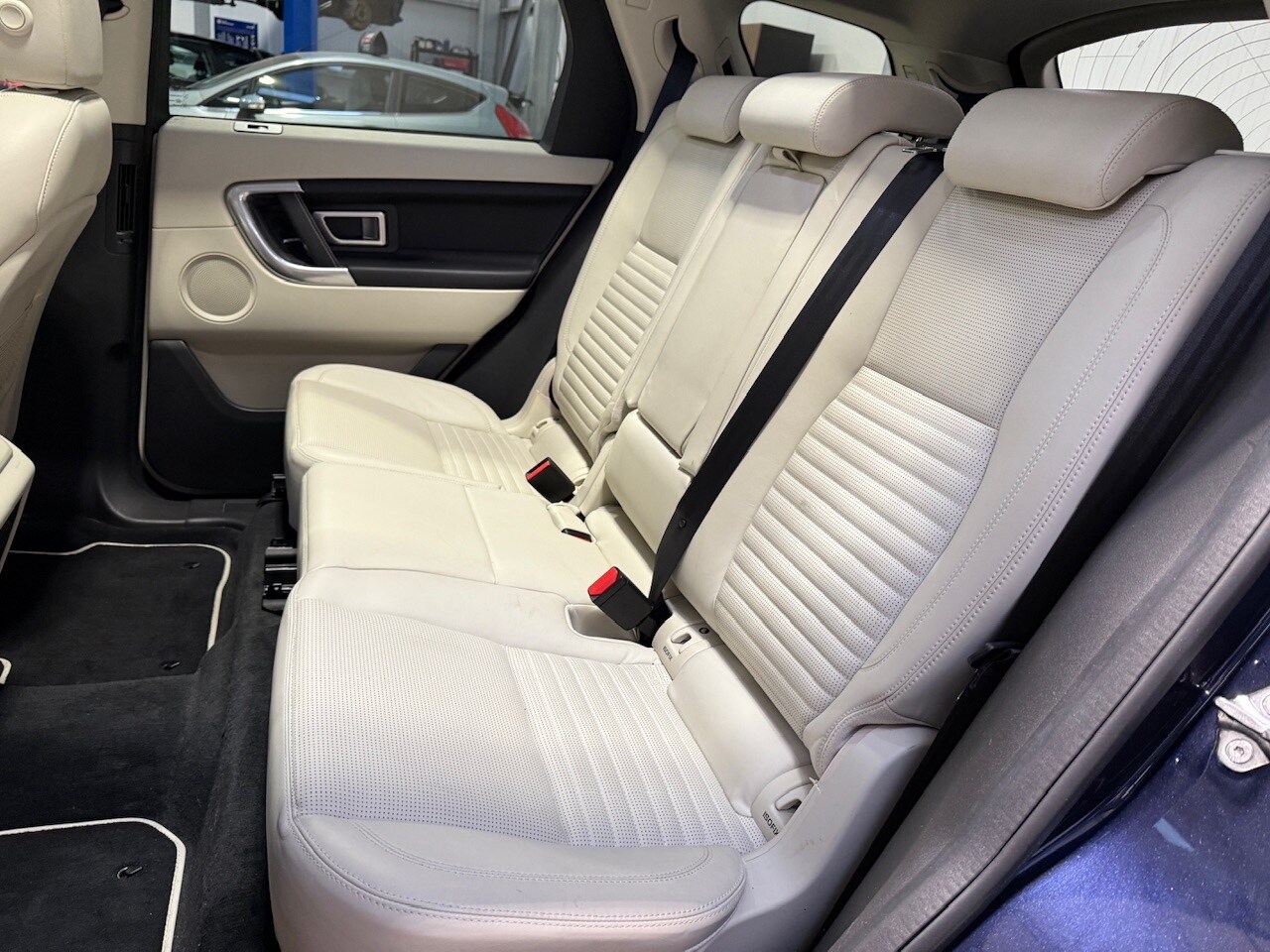 Used Land Rover Discovery Sport 2019 for sale - 77962379: Photo 34