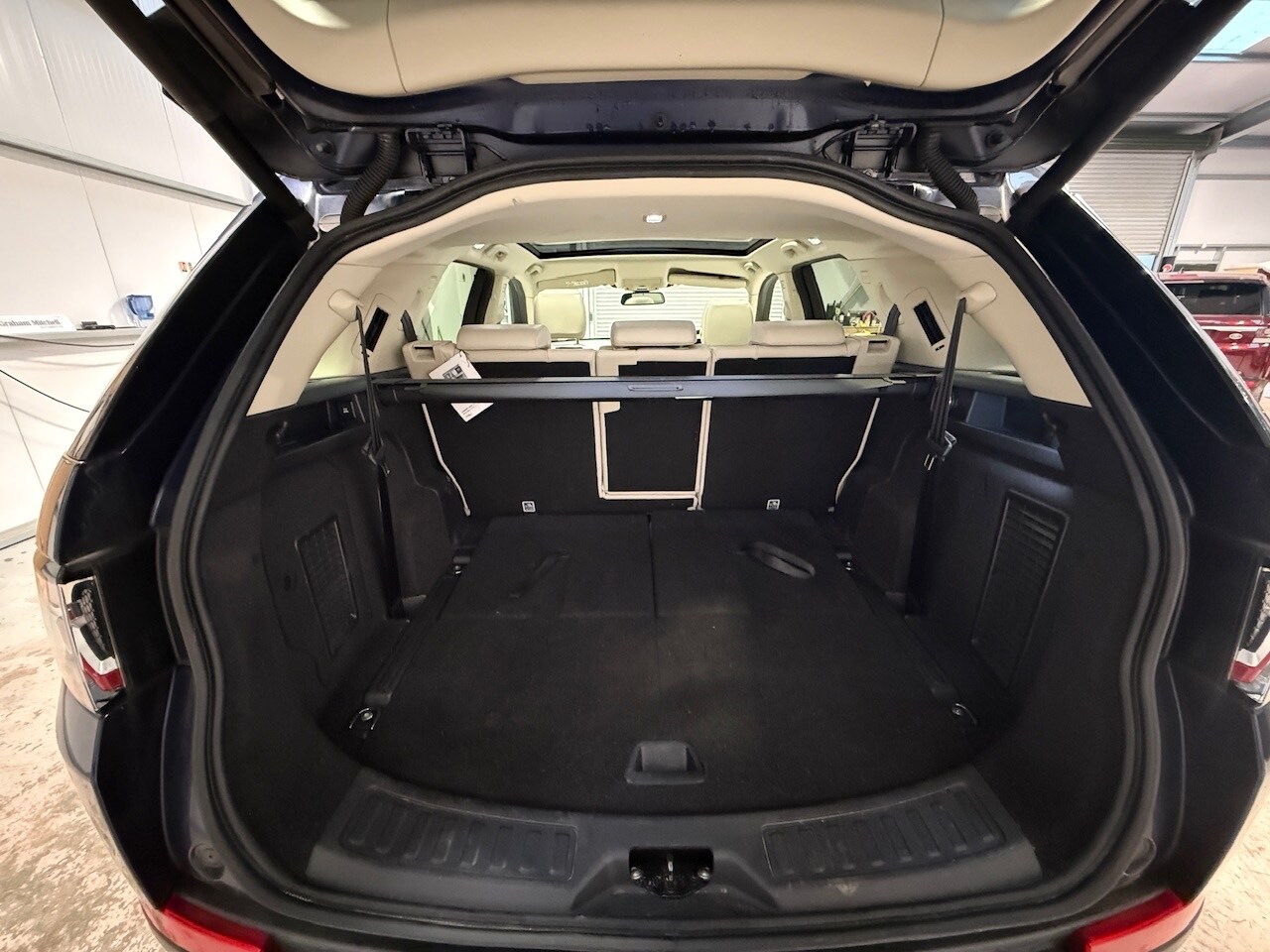 Used Land Rover Discovery Sport 2019 for sale - 77962379: Photo 39