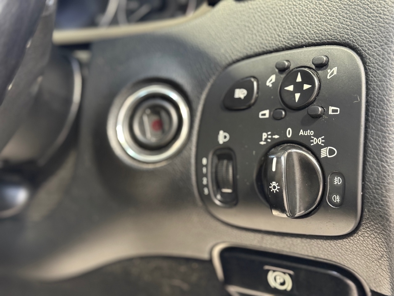 Used Mercedes-Benz CLK 2005 for sale - 76933058: Photo 15