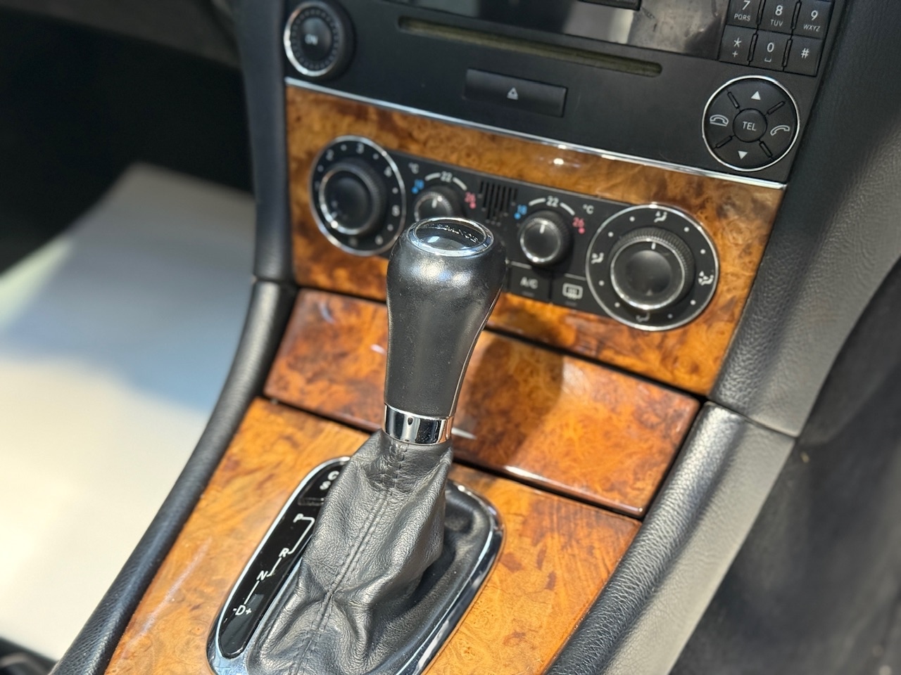 Used Mercedes-Benz CLK 2005 for sale - 76933058: Photo 16