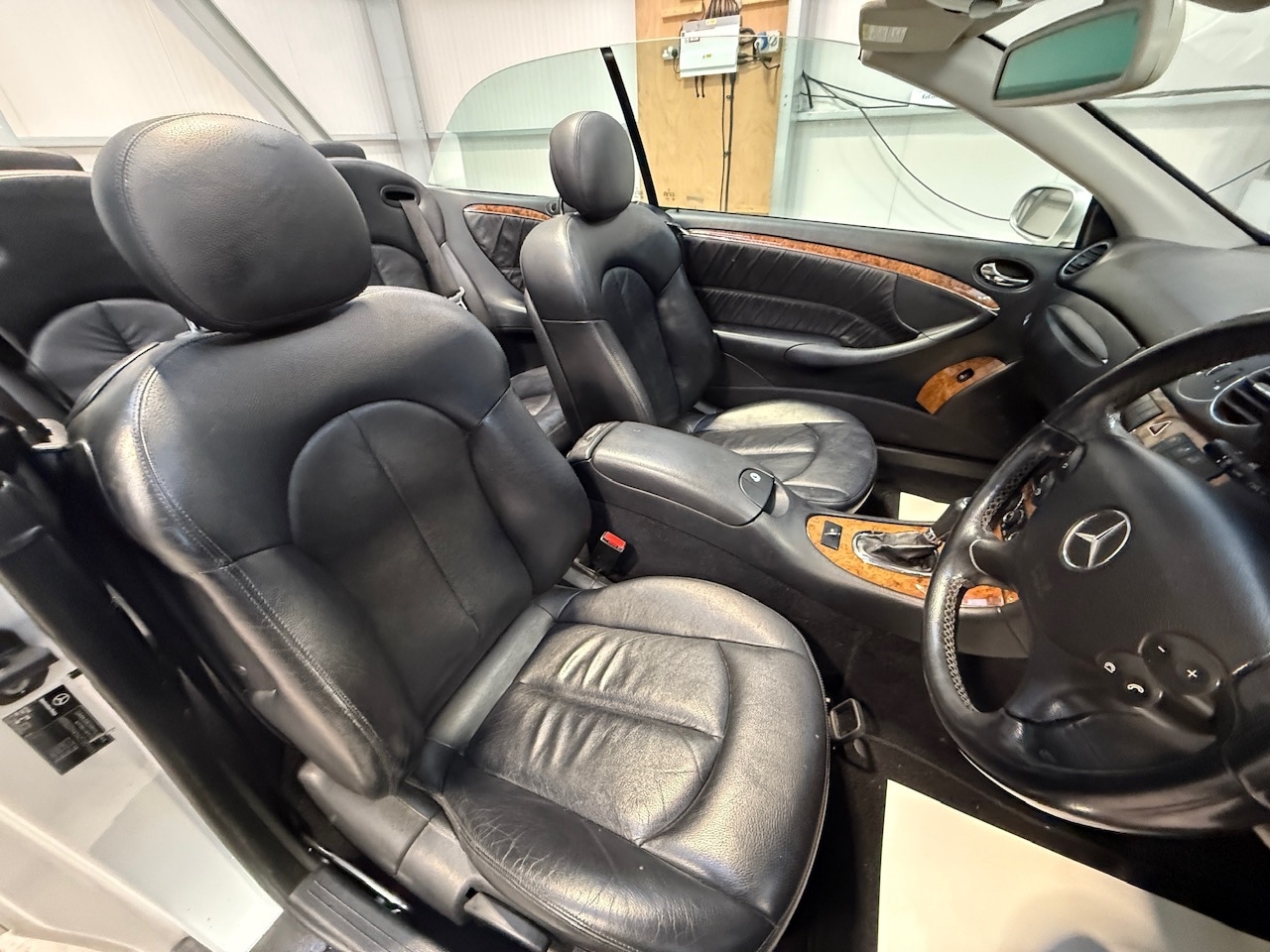 Used Mercedes-Benz CLK 2005 for sale - 76933058: Photo 21